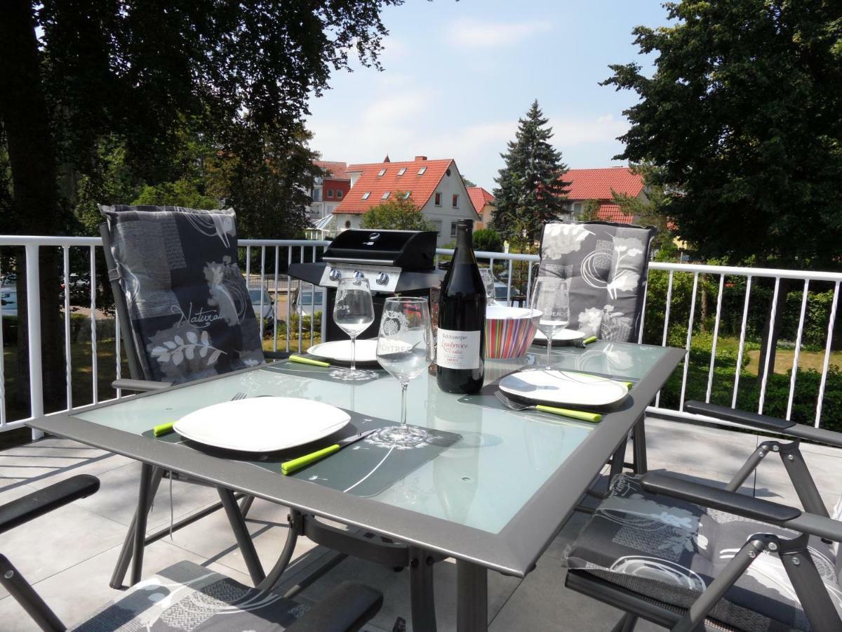 Wappen Von - 70 M Zum Apartment *